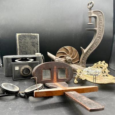 BN386 Vintage Camera, Cherry Tool, View Finder, Ink Pen Bowl, Goggles