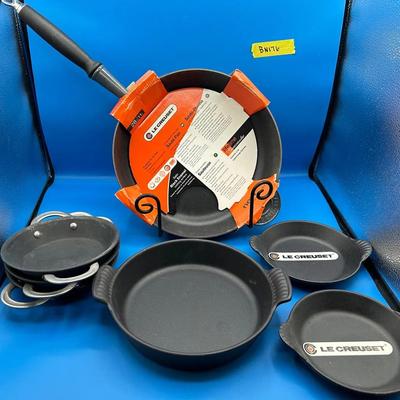BN176 Le Creuset Cast Iron Skillets & More