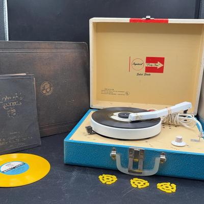 BN326 Imperial Phonograph And Golden Record Player