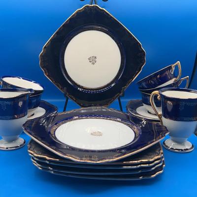 BN216 Beautiful Blue and Gold Floral Tea set