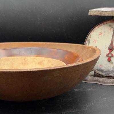 BN338 Shapleigh Hardware Co Scale And Wooden Bowls 