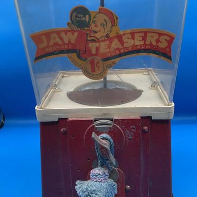 BN347 Vintage Jaw Teasers Bubble Gum Machine