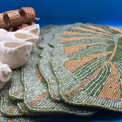 BN241 Beaded Placemats, Wooden Napkin Rings & Shell Decor