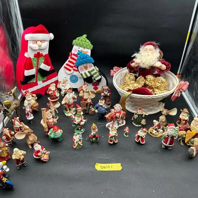 BN191 The Many Faces Of Santa!!! 