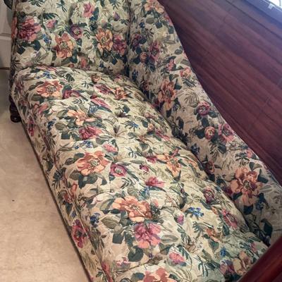 BN501 Floral-Upholstered Chaise Lounge