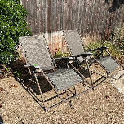 BN919 2 Outdoor Lounge Chairs 