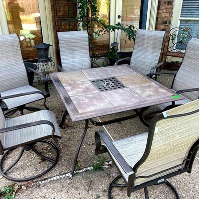 BN909 Martha Steward Patio Table & Chairs 