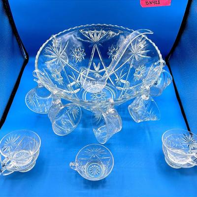 BN428 Anchor Hocking Early American Precut Punch Bowl/Cups