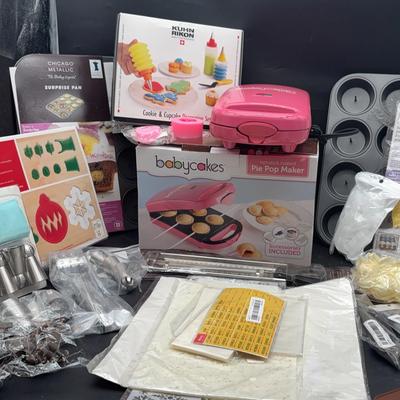BN434 Baby Cakes Pie Pop Maker