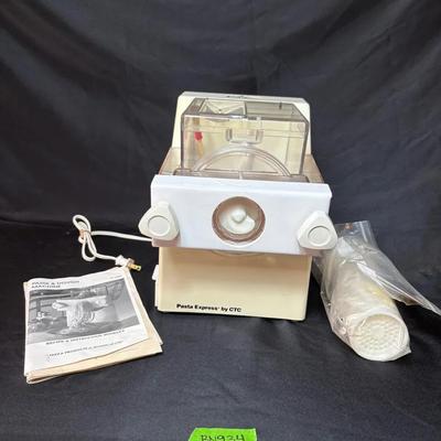 BN934 Takka Pasta and Dough Machine 