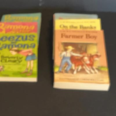 BN634 Books & More Books