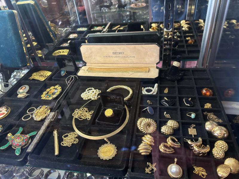 Sale Photo Thumbnail #13