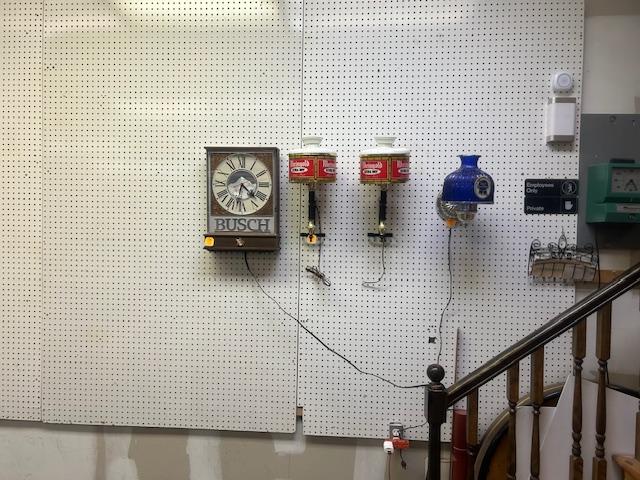 Sale Photo Thumbnail #5