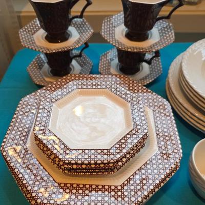 Japan Independence Ironstone Service for 8 'Cane Brown'