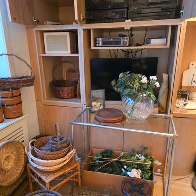 Stereo equipment, dried flowers