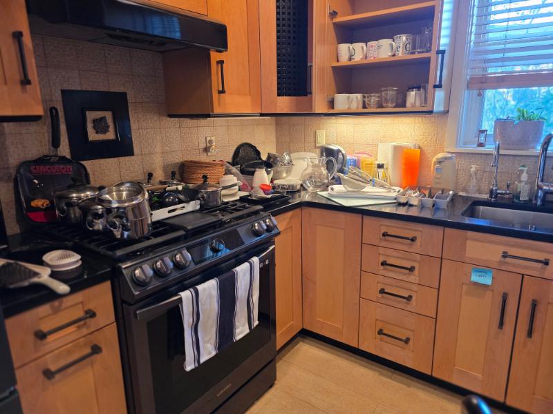 Sale Photo Thumbnail #16