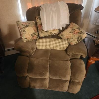 Sale Photo Thumbnail #4