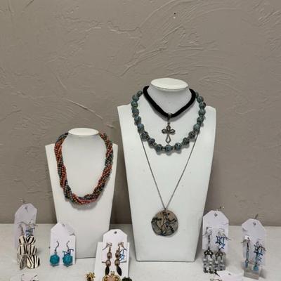 Sale Photo Thumbnail #53