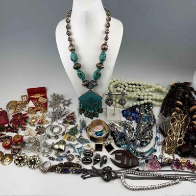 Sale Photo Thumbnail #210