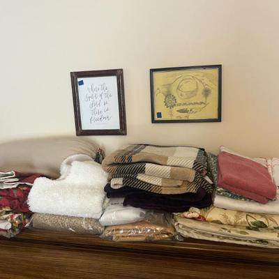 Sale Photo Thumbnail #193