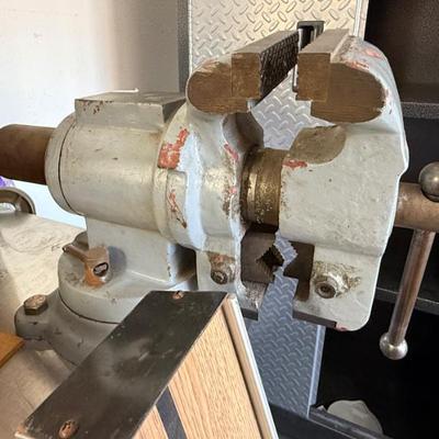 Sale Photo Thumbnail #179