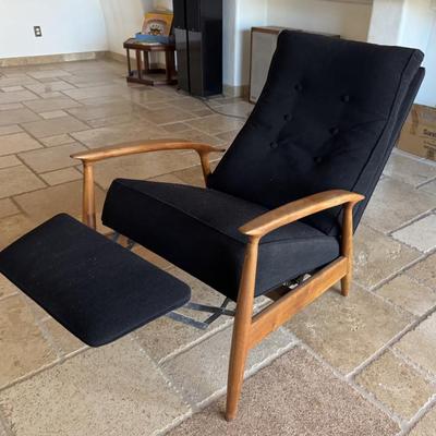 Sale Photo Thumbnail #17