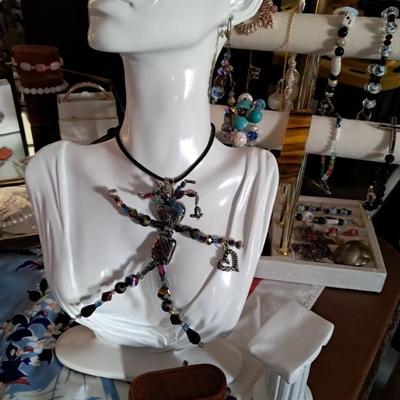 Sale Photo Thumbnail #30