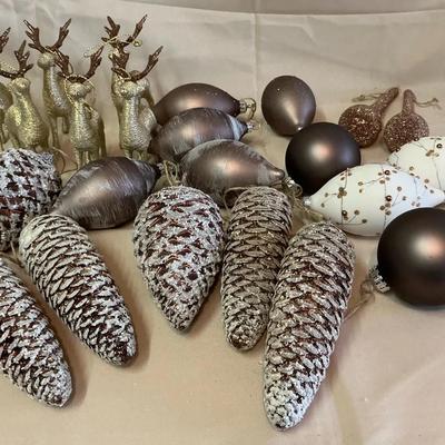 Brown, Gold And Bronze tone Blown Glass Ornaments And Woven Reindeer 