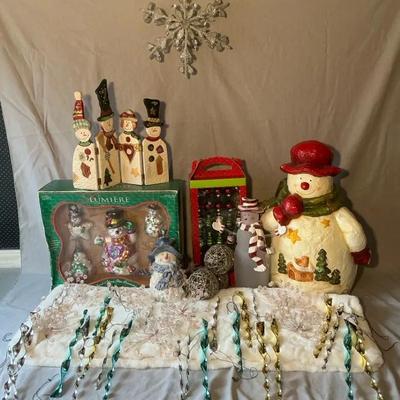 Snowman & More Christmas Decor