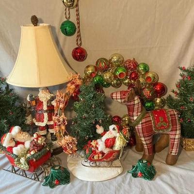 Santa-centric Christmas Decor