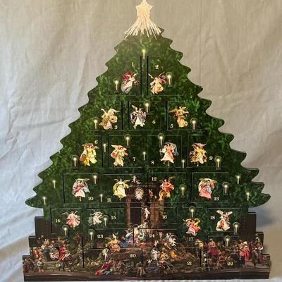 Byers Choice The Met Angel Tree Wooden Advent Calendar w/ Box