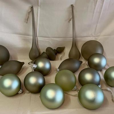 Glass Ornament In Green And Smoke 