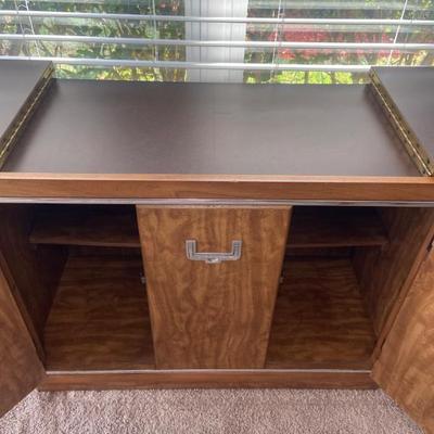 Sale Photo Thumbnail #101