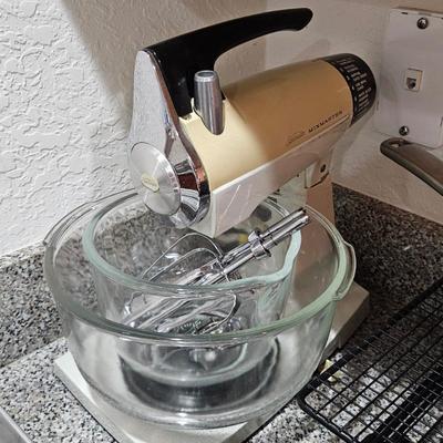 Sale Photo Thumbnail #12