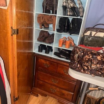 Sale Photo Thumbnail #38