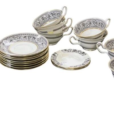 Sale Photo Thumbnail #19: 18 pc WEDGWOOD FLORENTINE CUPS & SAUCERS