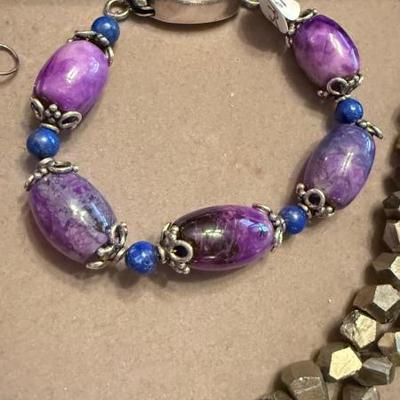 Sale Photo Thumbnail #175