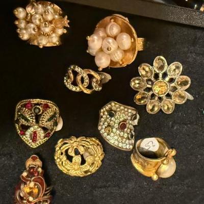 Sale Photo Thumbnail #323