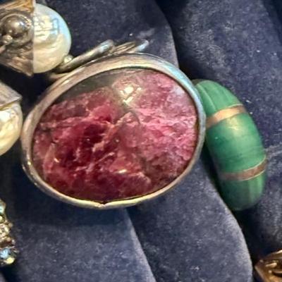 Sale Photo Thumbnail #255