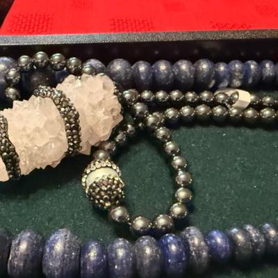 Sale Photo Thumbnail #150