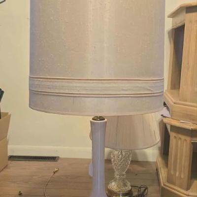 Sale Photo Thumbnail #3: Vintage lamp