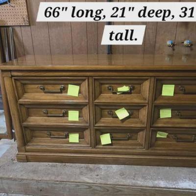 FOR EARLY SALE
Vintage Thomasville dresser with mirror. 
$150