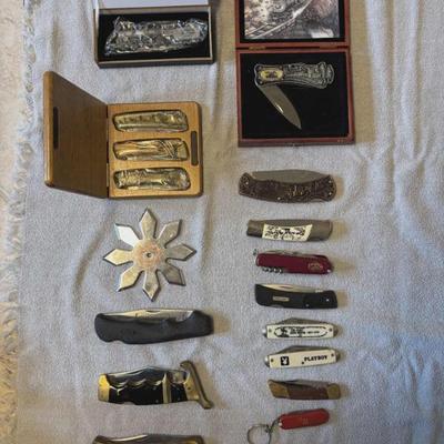 Sale Photo Thumbnail #11: Wide variety of pocket knives