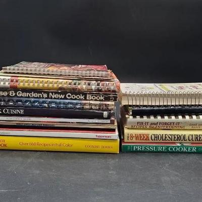 (19) Cookbooks- Betty Crocker