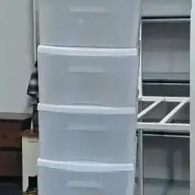 (9) Plastic Drawer Containers 
