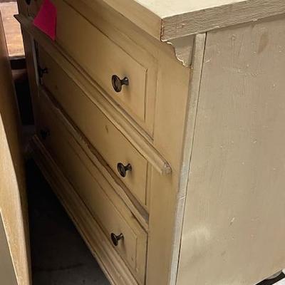 Sale Photo Thumbnail #105