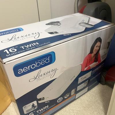 Sale Photo Thumbnail #93