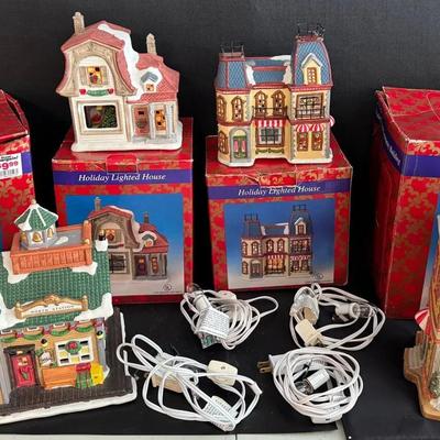ST515 - Longrich Christmas Village Pieces