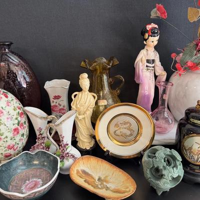 ST502 - Eclectic Asian Decorative Collectibles (marble, Porcelain, Glass, Jade)
