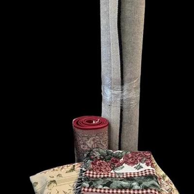 ST512 - Rugs and Linen Decor Group